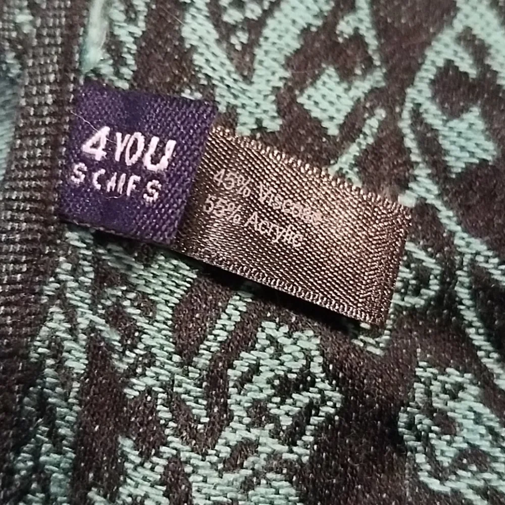 N/A you scarfs
